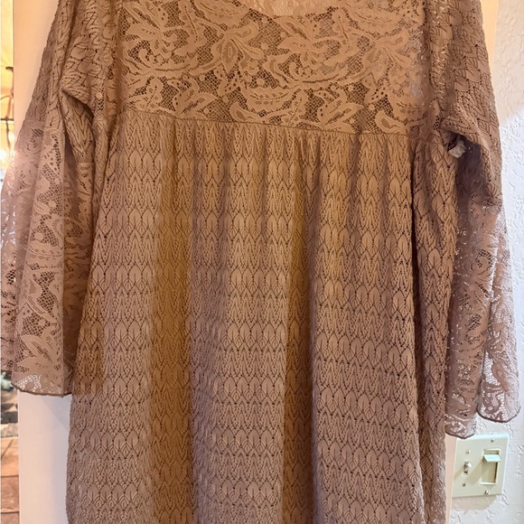 UMGEE- LOOK AT ME!!! I’m SO CUTE!! Elegant Lace Dress in Tan - Picture 8 of 10